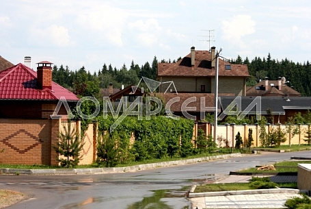 Купить дом в коттеджном поселоке Шишкин лес