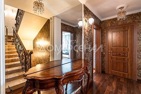 Купить таунхаус в КП Бристоль