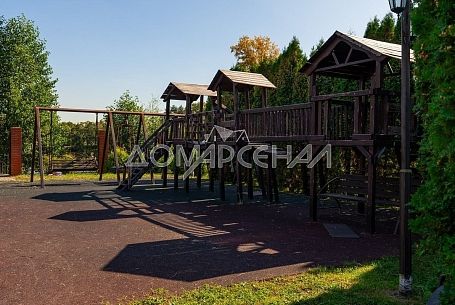 Купить участок в коттеджном поселоке Русская усадьба