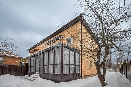 Коттеджный поселок 10337 Изварино. Таунхаус с городской инфраструктурой