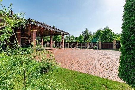 Продажа коттеджей в КП Лесное озеро Продажа коттеджей в КП Лесное озеро