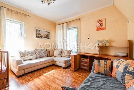 11096 Изварино. Просторный дом в черте города 