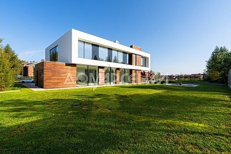 Продажа коттеджей в КП Валуевская слобода