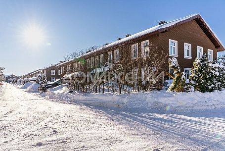 Купить участок в коттеджном поселоке Бристоль