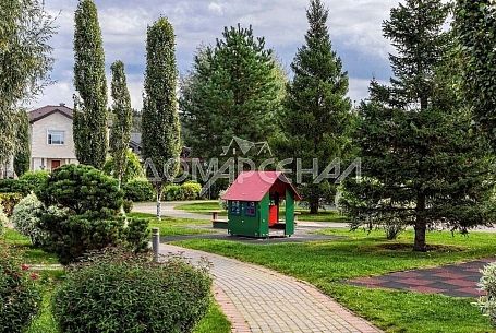 Продажа домов в КП 11562 КП Монтевиль. Современный дом со СПА-зоной