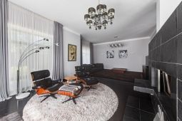 9507 Пенино. Загородный коттедж с бассейном на просторном участке