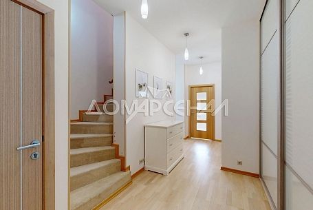 Коттеджный поселок 11256 ЖК Дубровка. Готовый к проживанию таунхаус