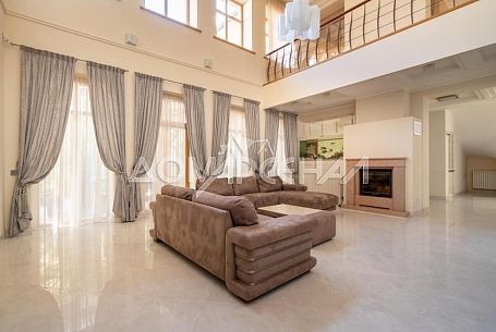 Продажа домов в КП Чароит КП