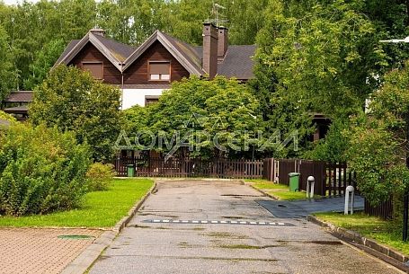 Купить коттедж в коттеджном поселоке Старая Пахра
