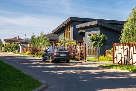 Купить участок в коттеджном поселоке Зеленые Холмы