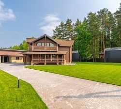 11224 Минзаг. Авторское шале из клееного бруса на прилесном участке