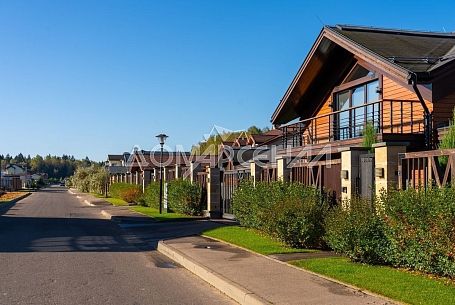 Купить дом в коттеджном поселоке Природный парк Каменка Купить дом в коттеджном поселоке Природный парк Каменка