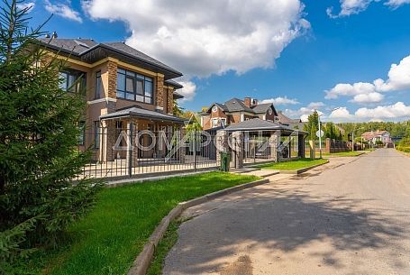 Купить участок в коттеджном поселоке Президент