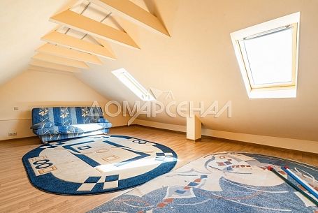 Продажа домов в КП 11096 Изварино. Просторный дом в черте города 