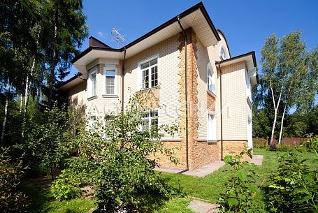 КП 8071 Сенькино-Секерино. Коттедж в классическом стиле "под ключ" с мебелью