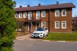 11392 КП Бристоль. Эксклюзивный торцевой таунхаус: ощутите свет и простор!