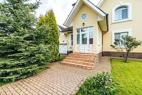 Продажа коттеджей в КП Новоспасское