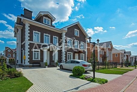 Купить дом в коттеджном поселоке Европа (Голландский квартал)
