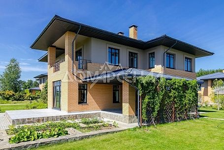 Продажа коттеджей в КП Эко-поселок Варварино