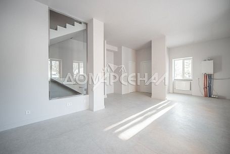 КП 10646 Красная Пахра. Кирпичный торцевой таунхаус с центральными коммуникациями Новая Москва