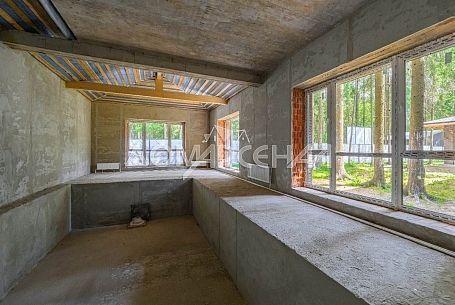 Купить коттедж в КП 10888 Рожновка. Современный коттедж на лесном участке