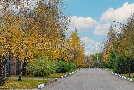 Купить участок в коттеджном поселоке Новая Ильичевка