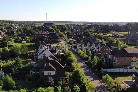 Купить дом в коттеджном поселоке Ильичевка