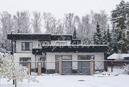 Купить коттедж в КП Есенино