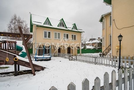 Купить коттедж в КП Уварово
