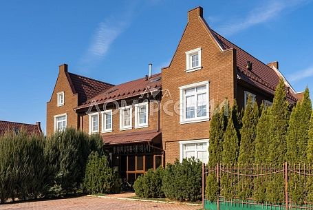 Продажа таунхаусов в КП Бристоль