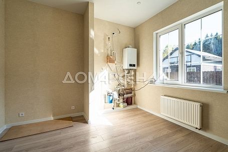 Продажа коттеджей в КП Лесное озеро