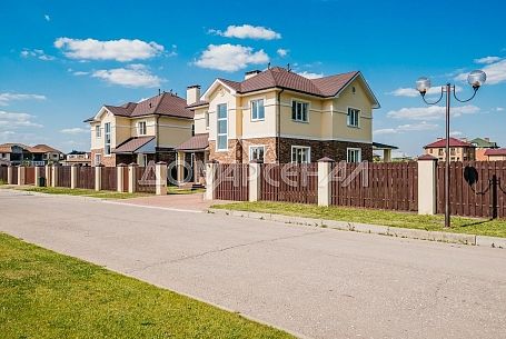 Купить дом в коттеджном поселоке Мартемьяново