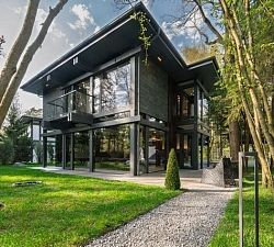 11185 ДПК Назарьево. Абсолютно новый коттедж в стиле фахверк