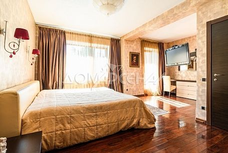 Продажа коттеджей в КП 10930 Ново-Переделкино. Комфортный коттедж в черте города
