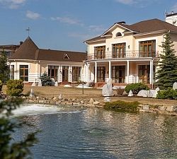 11642 КП Крёкшино. Кирпичный меблированный дом‑усадьба