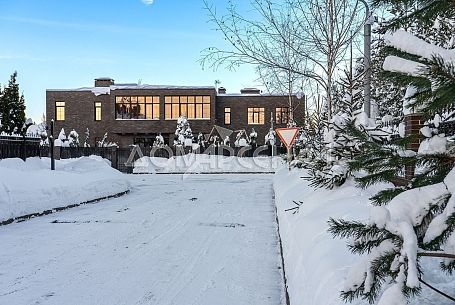 Купить участок в коттеджном поселоке Президент