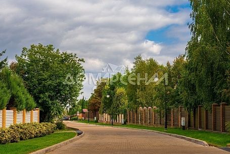 Купить участок в коттеджном поселоке Изумрудная долина Купить участок в коттеджном поселоке Изумрудная долина