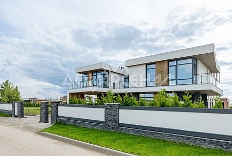 Райт Вилладж