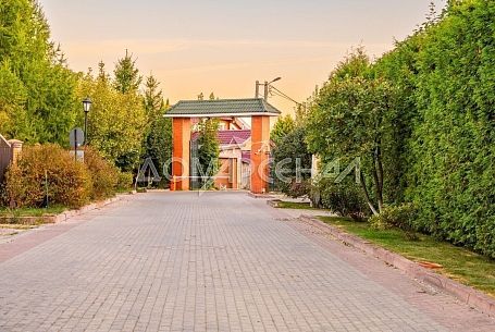 Купить участок в коттеджном поселоке Ново-Троицкое-1