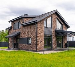 11219 Сенькино-Секерино. Современный дом с панорамными окнами и видом на пруд
