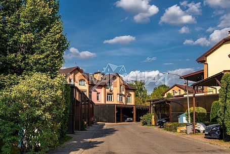 Купить дом в коттеджном поселоке ЖК Дубровка