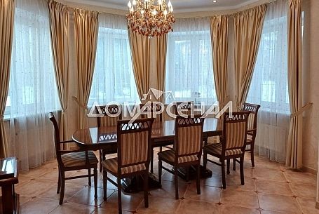 Продажа коттеджей в КП 11115 Лохино. Двухэтажный кирпичный коттедж в закрытом поселке