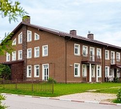 11754 КП Бристоль. Просторный таунхаус  в лучшем поселке, для комфортной жизни за городом