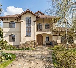11583 КП Зеленая Роща. Элегантный кирпичный особняк