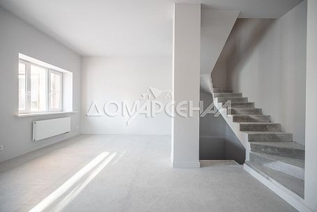 КП 10646 Красная Пахра. Кирпичный торцевой таунхаус с центральными коммуникациями