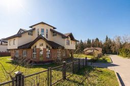 11577 КП Альпийская деревня. Просторный дом под отделку