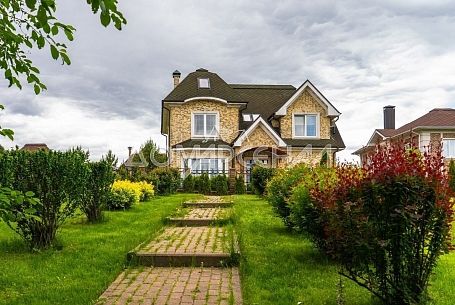 Купить коттедж в коттеджном поселоке Гайд Парк