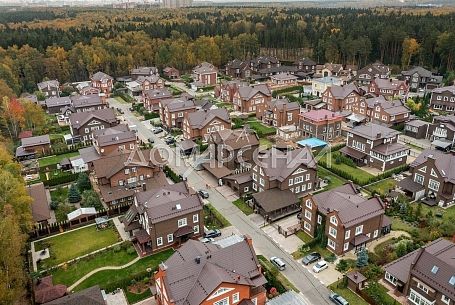 Купить коттедж в коттеджном поселоке Бристоль