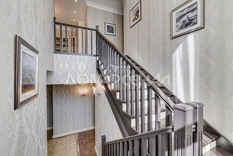 Продажа коттеджей в КП Лесное озеро