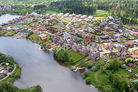 Купить дом в коттеджном поселоке Русская усадьба